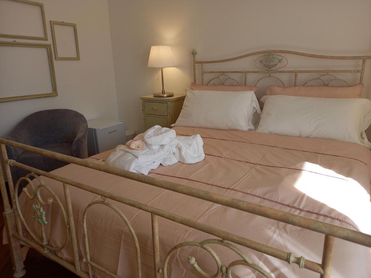 La Principessa Nera B&B Ostra Dış mekan fotoğraf
