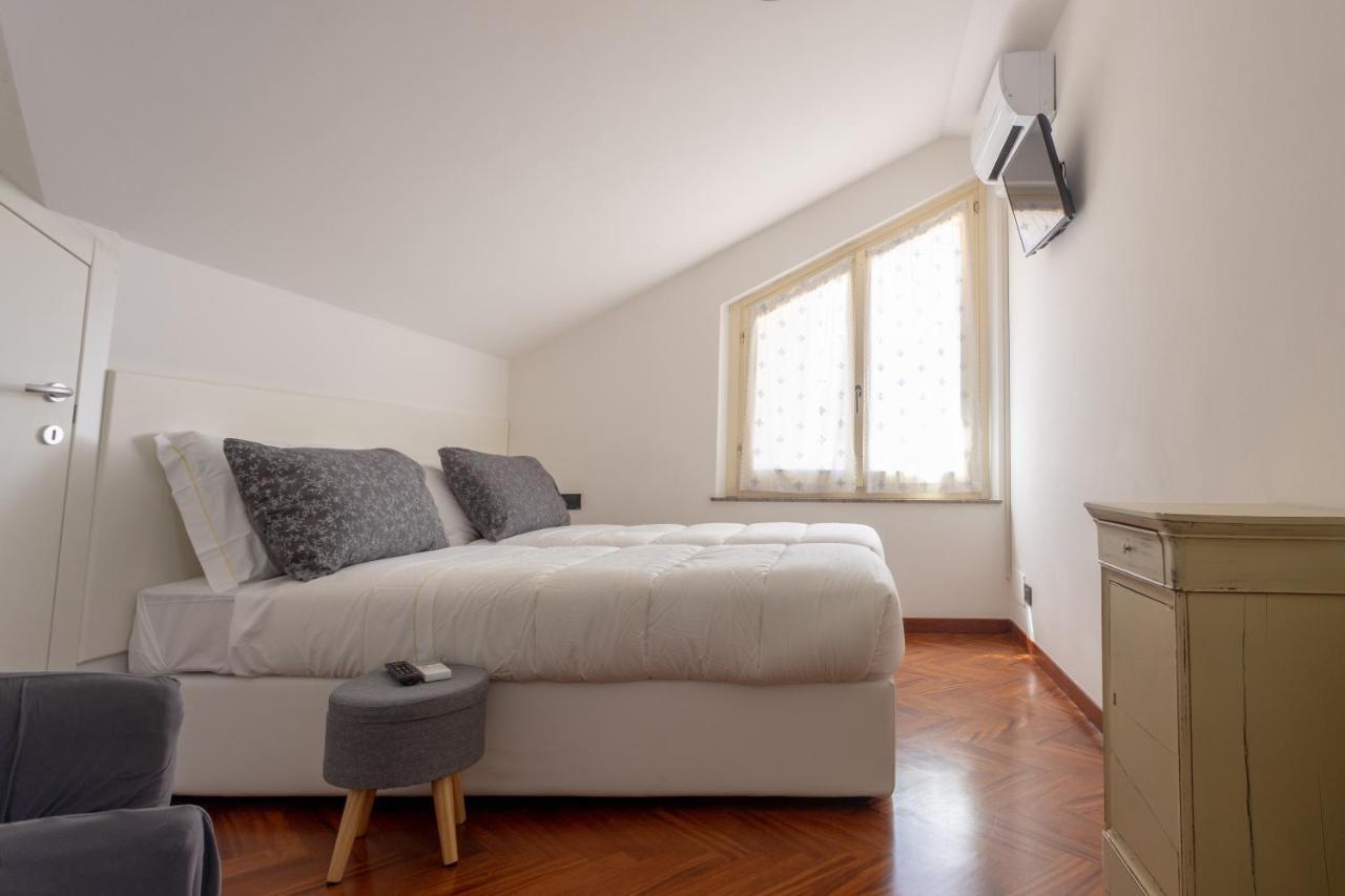 La Principessa Nera B&B Ostra Dış mekan fotoğraf