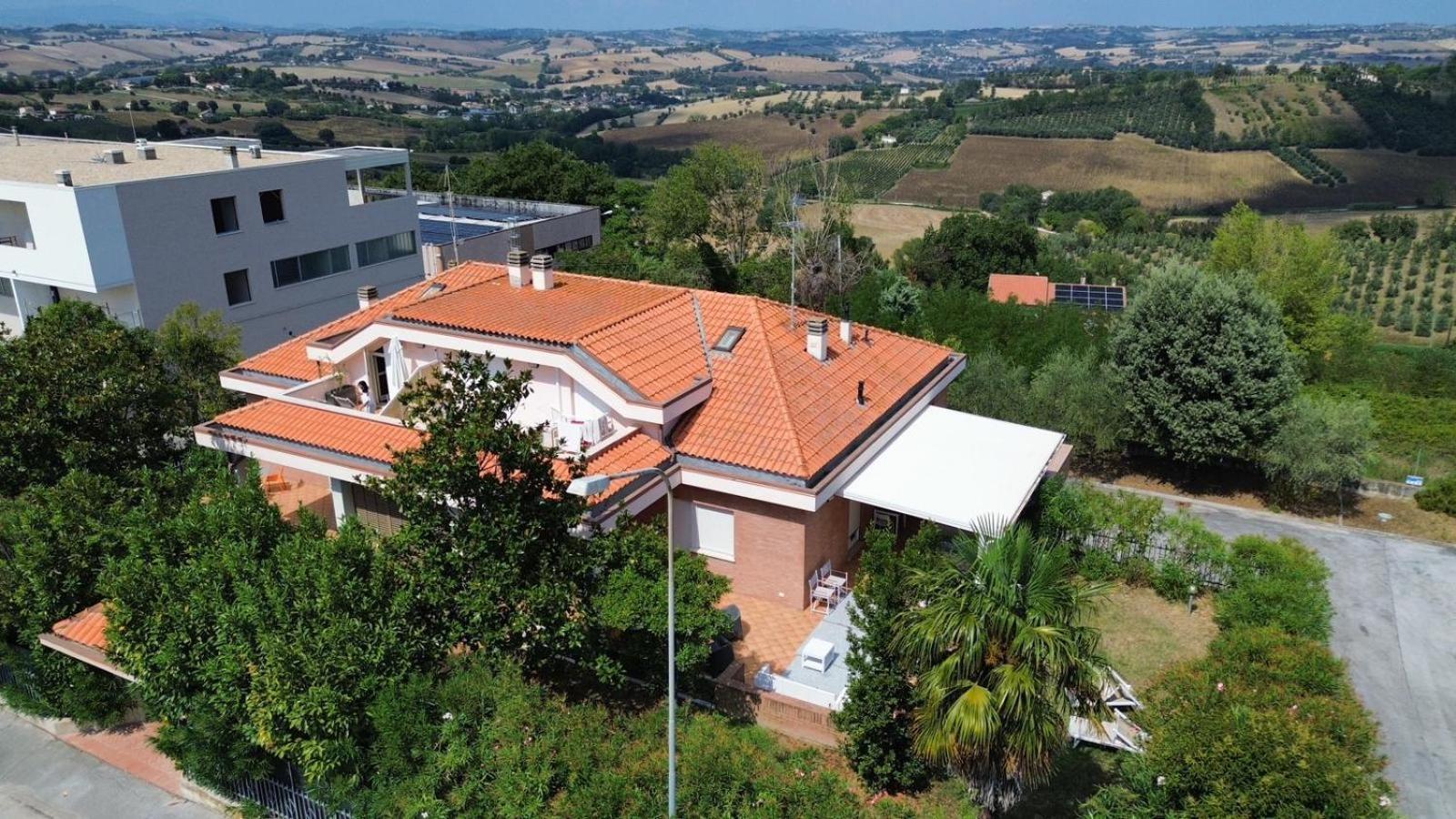 La Principessa Nera B&B Ostra Dış mekan fotoğraf