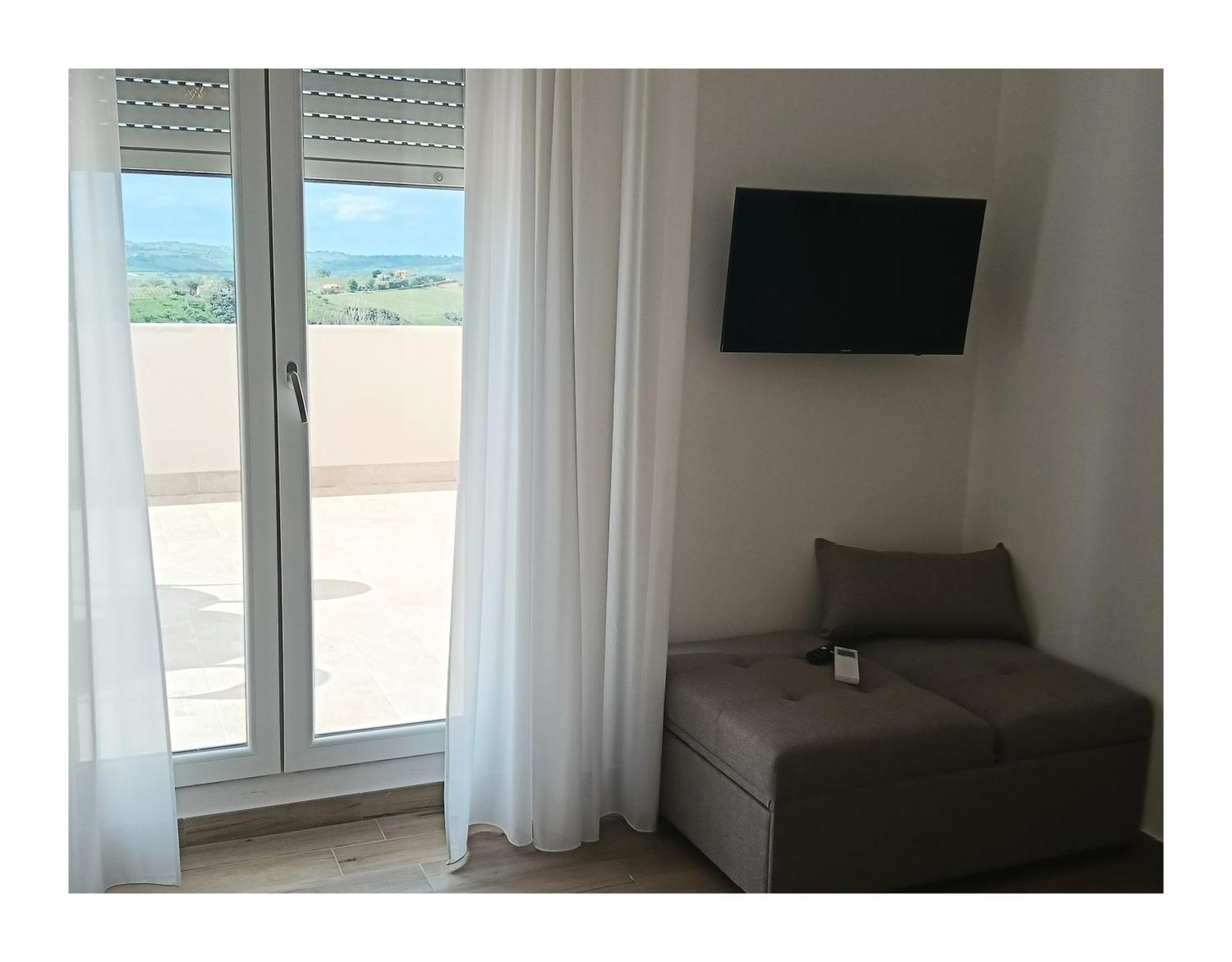 La Principessa Nera B&B Ostra Dış mekan fotoğraf